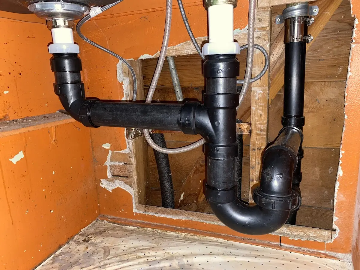Professional Pipe Bursting equipment and tools on the job in Lenoir City